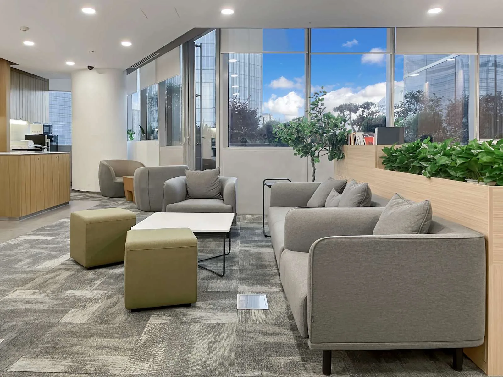 Regus NINGBO, Raffles City, Lounge, Ningbo