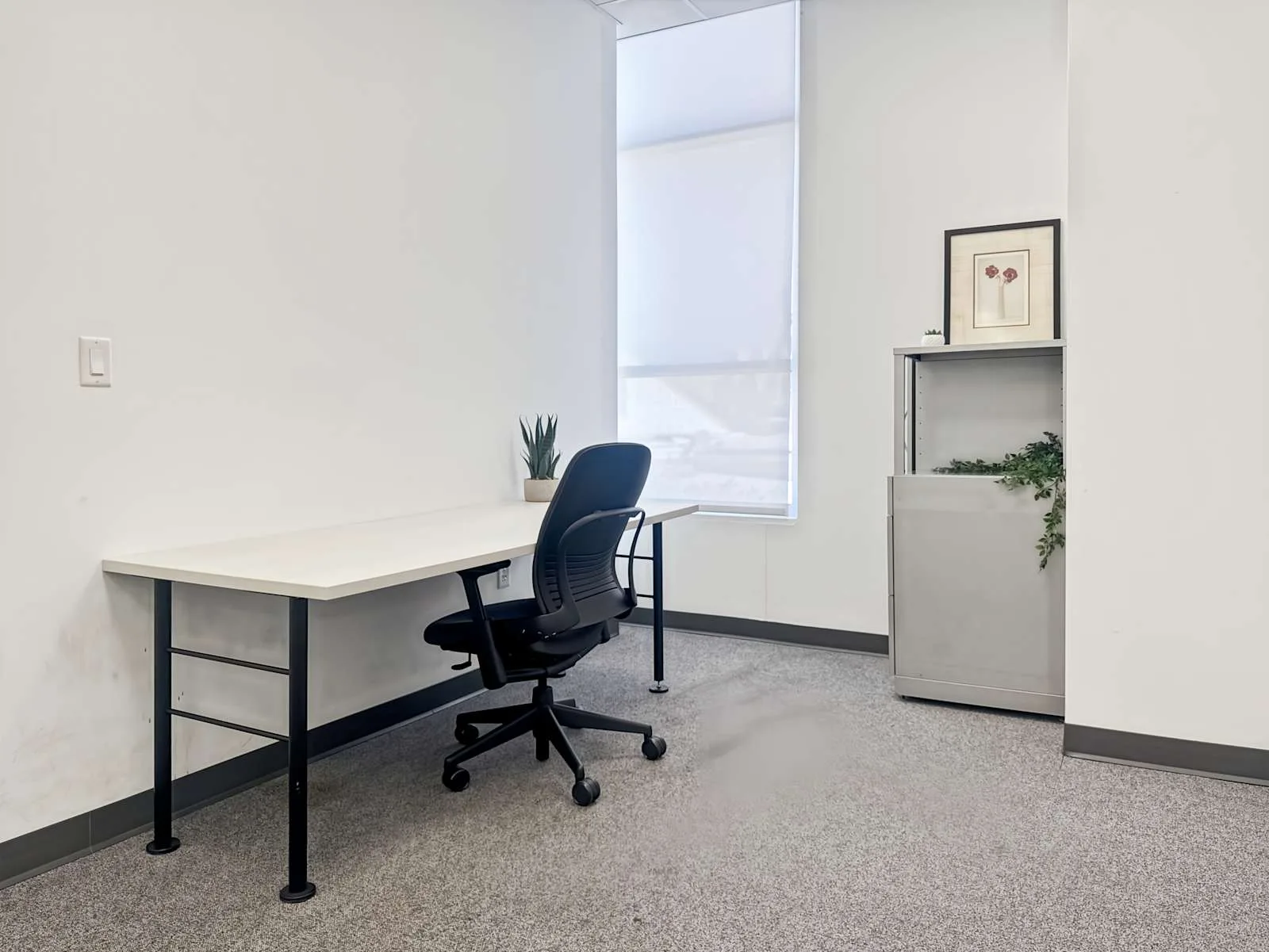 Regus NJ, Brunswick - Easton Ave, Private office, 1 desk, New Brunswick, NJ