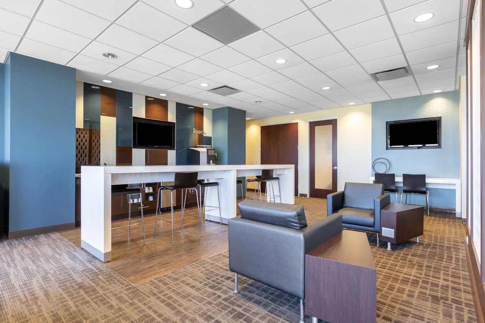 Regus NJ, Cherry Hill - Towne Place at Garden State Park, Cafeteria, Cherry Hill, NJ