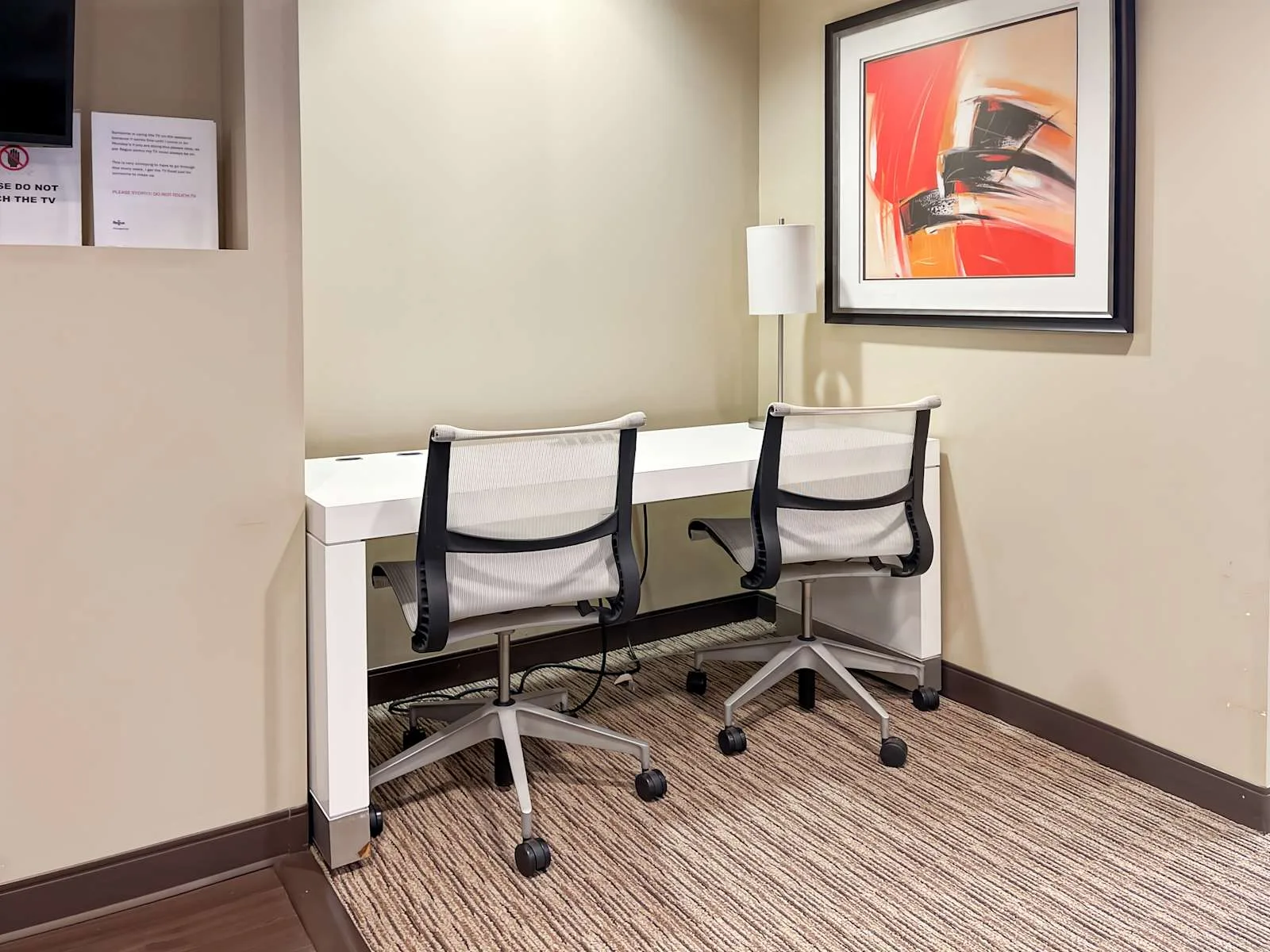 Regus NJ, East Rutherford – Meadowlands, Private office, 2 desks, East Rutherford, NJ