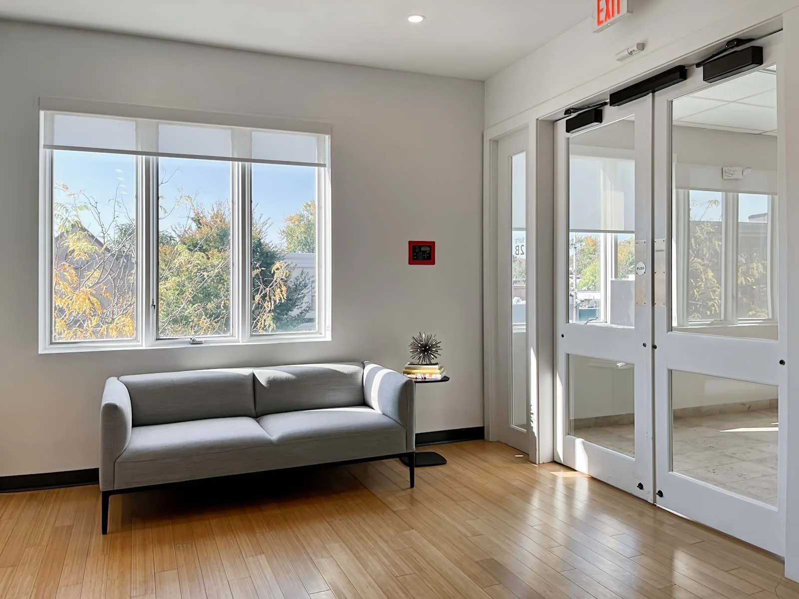 Regus NJ, Englewood - W Palisade Ave, Reception, Englewood, NJ