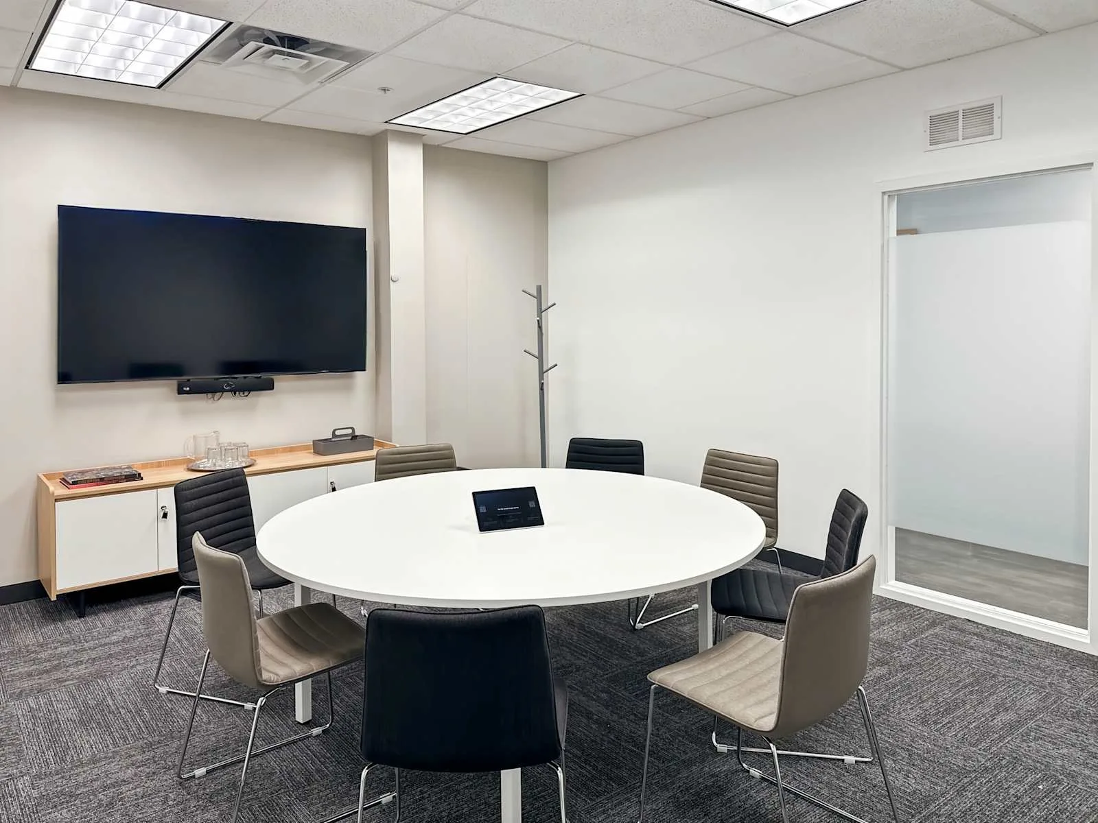 Regus NJ, Ewing - Scotch Rd, Meeting room for 8 people, Ewing, NJ