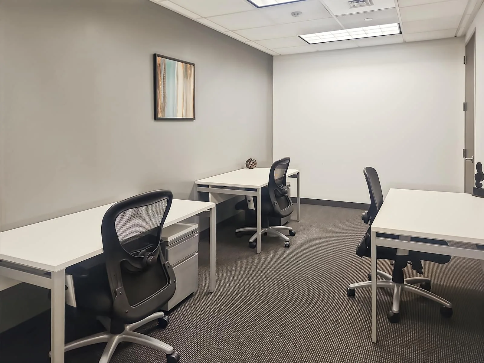 Regus NJ, Hoboken - Hoboken Riverfront Center, Private office, 3 desks, Hoboken, NJ