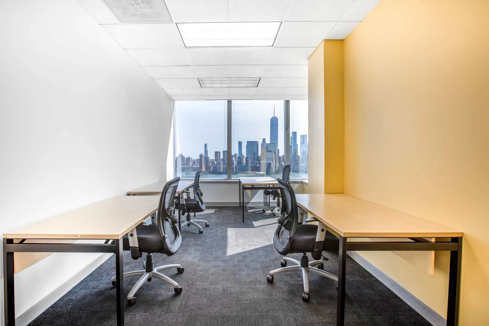 Regus NJ, Jersey City - Harborside Financial (HQ), Private office, 4 desks, Jersey City, NJ