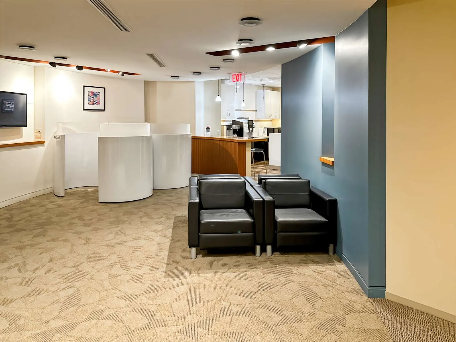 Regus NJ, Short Hills - 51 JFK Parkway, Lounge, Short Hills, NJ