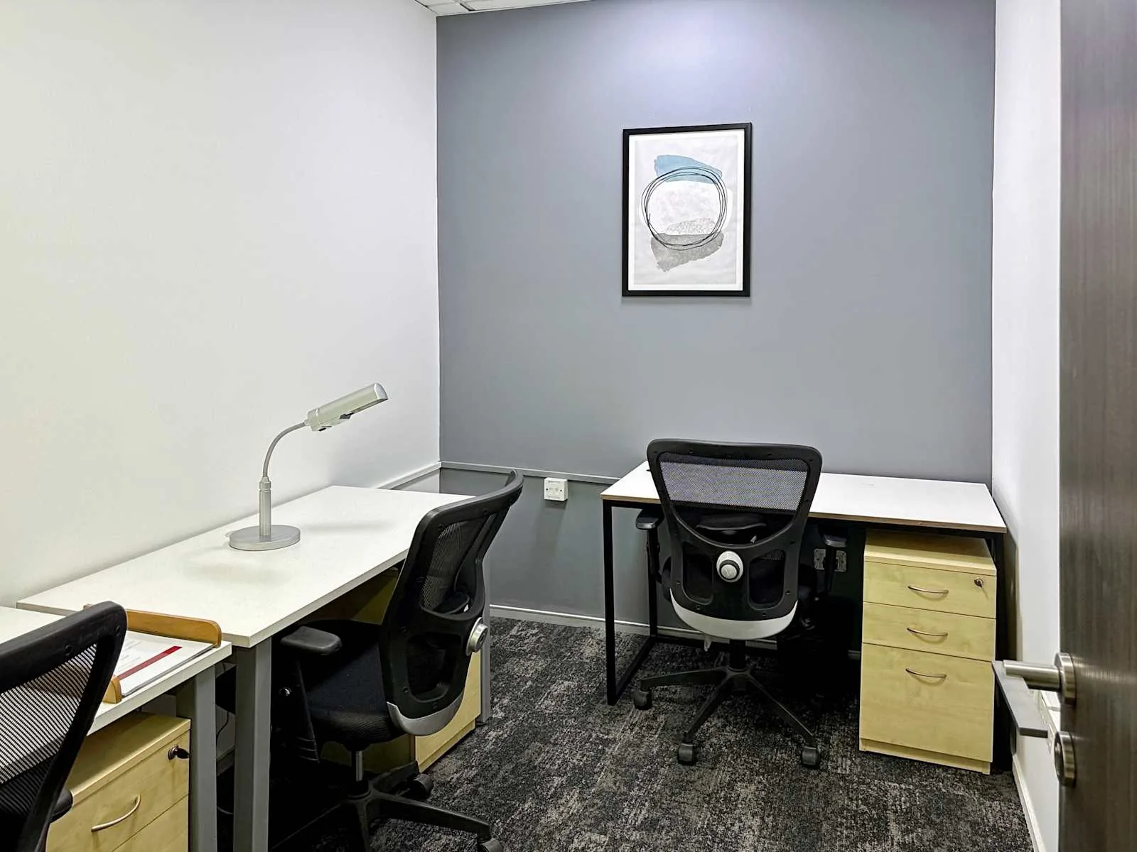 Regus NOIDA, Sec 62 – Green Boulevard, Private office, 3 desks, Noida