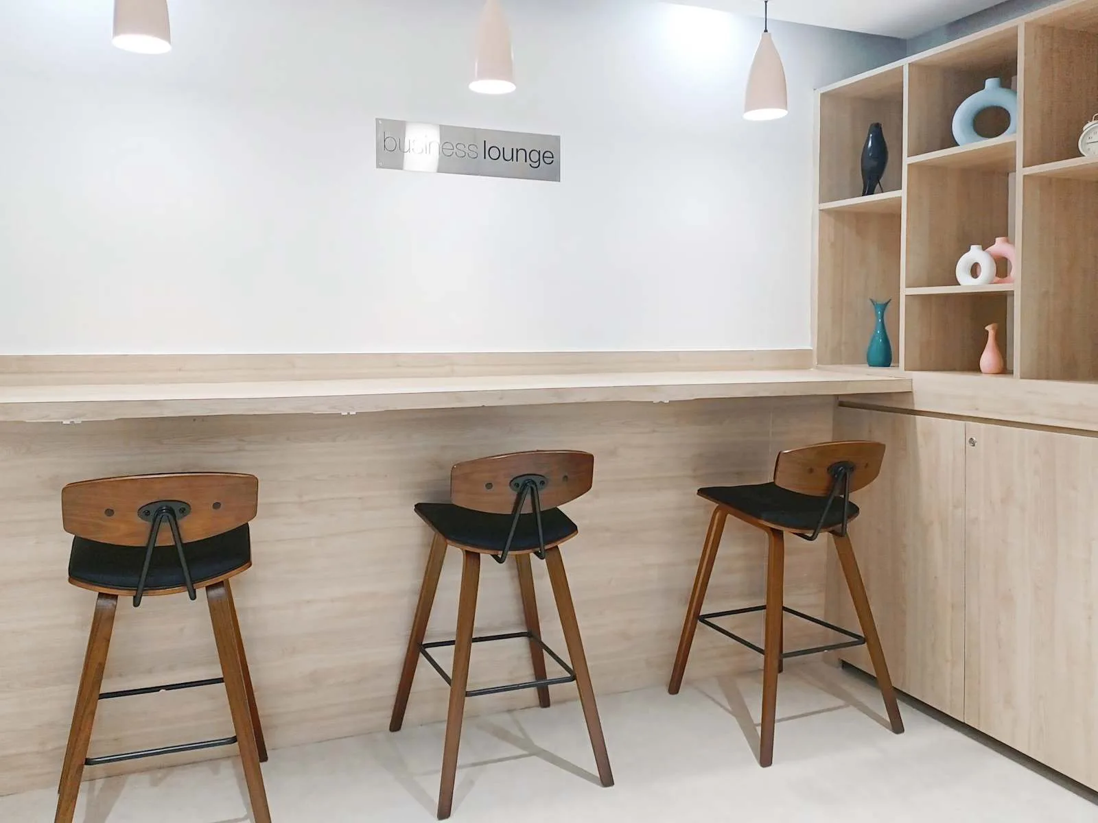Regus NOIDA, Sec 62 – Green Boulevard, Lounge, Noida