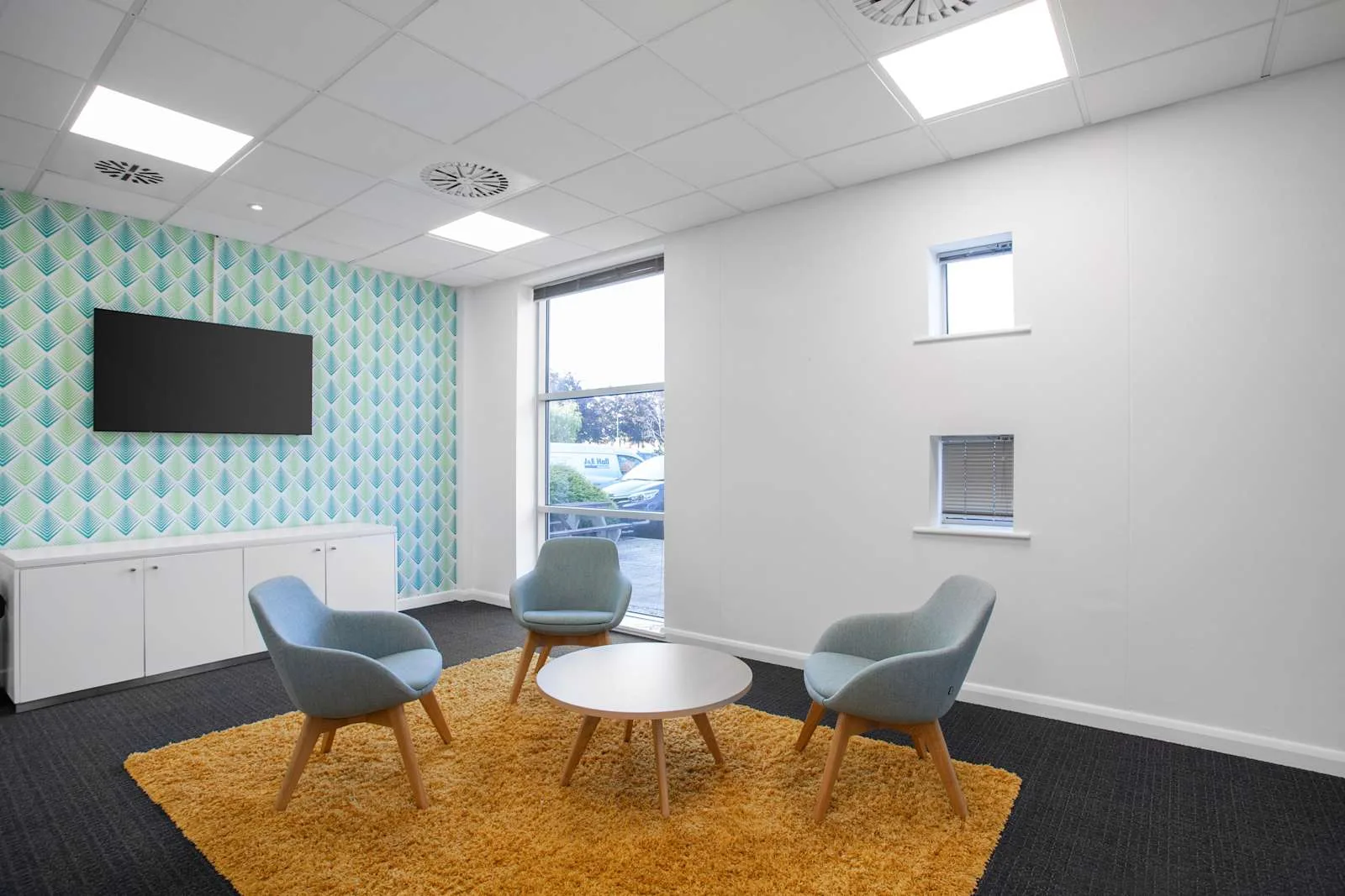 Regus NOTTINGHAM, East Midlands Airport, Lounge, Castle Donington