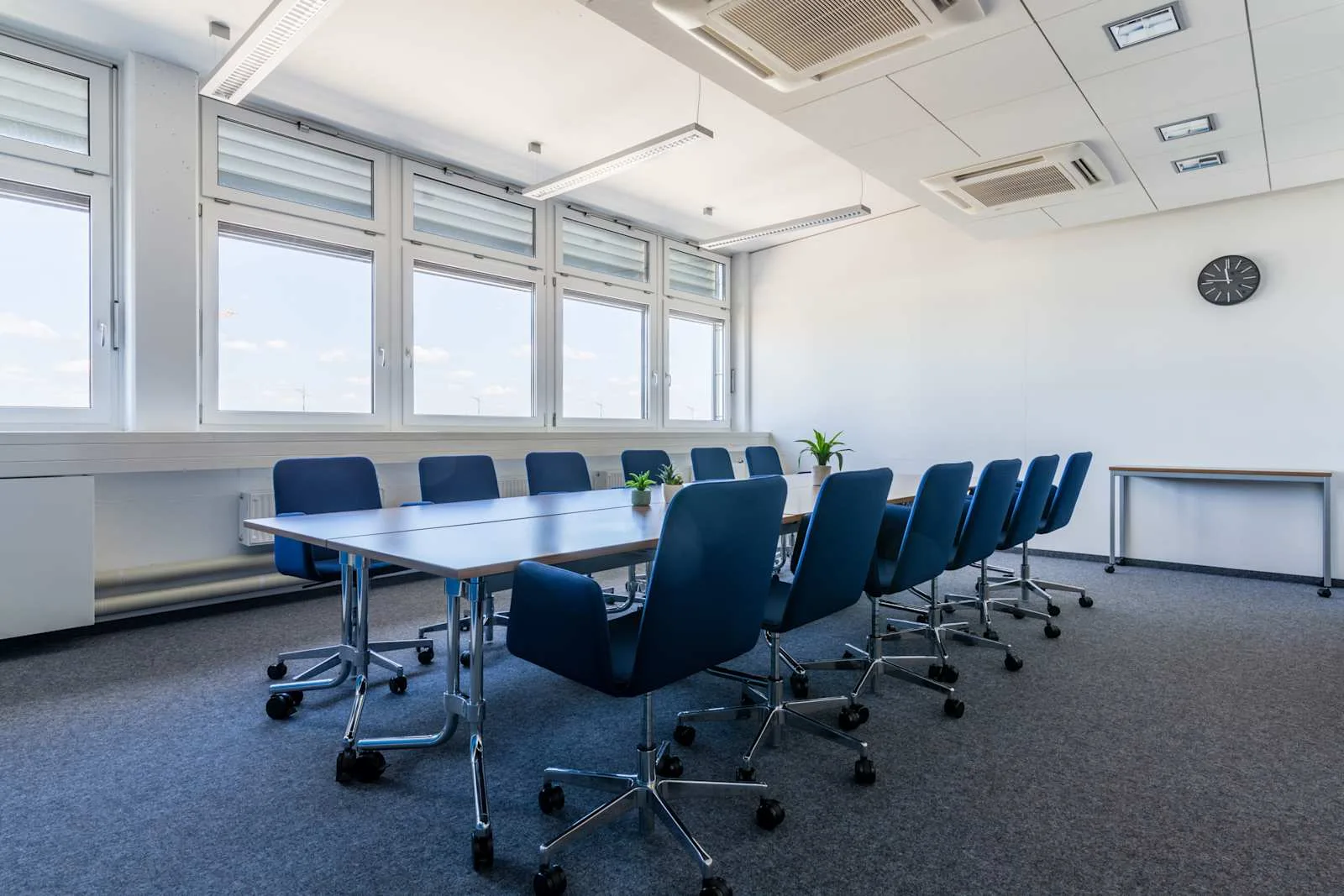 Regus NUREMBERG, Nürnberg Airport, Besprechungsraum für 14 Personen, Nürnberg