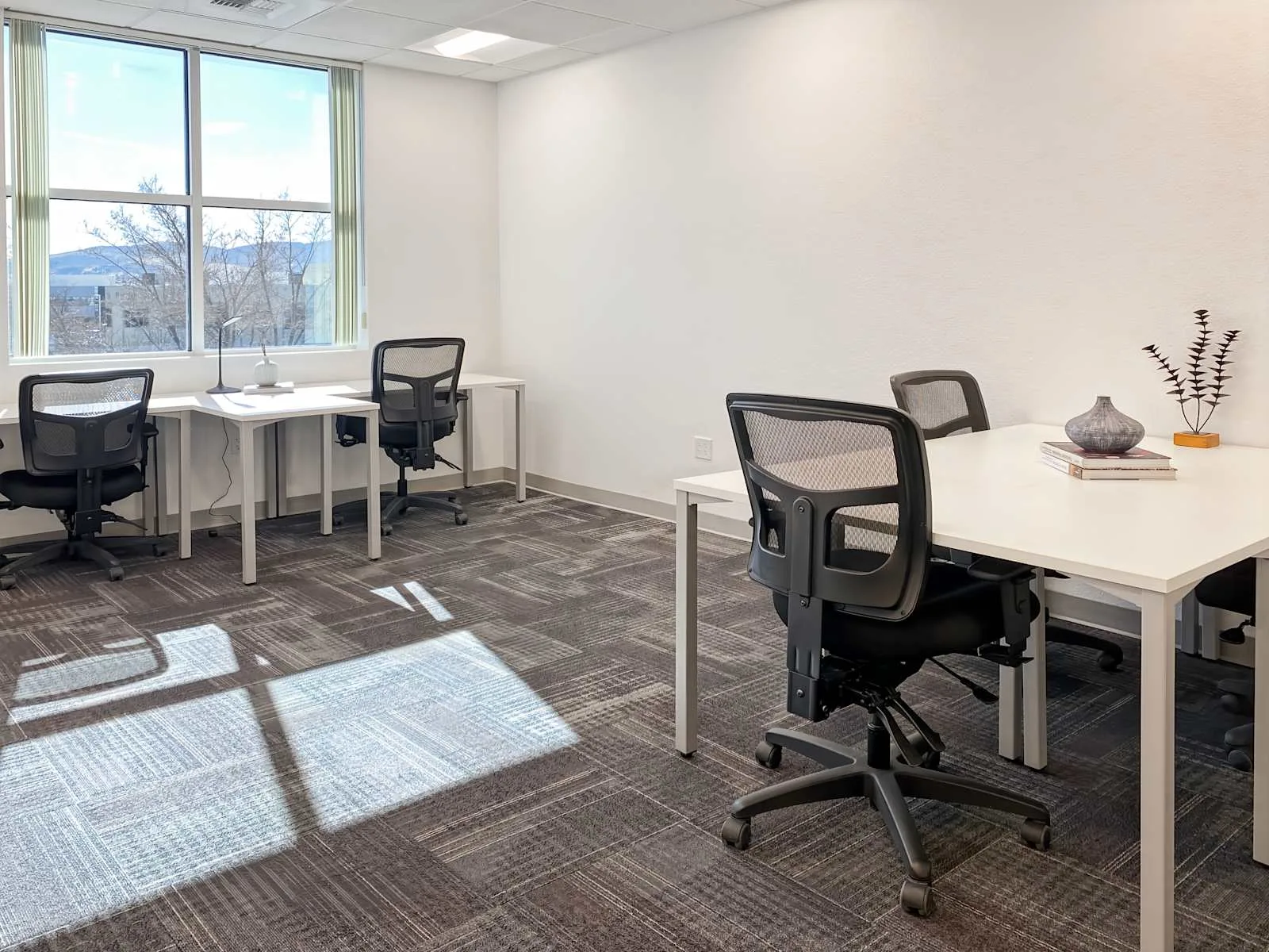 Regus NV, Reno - Double R Blvd, Private office, 5 desks, Reno, NV