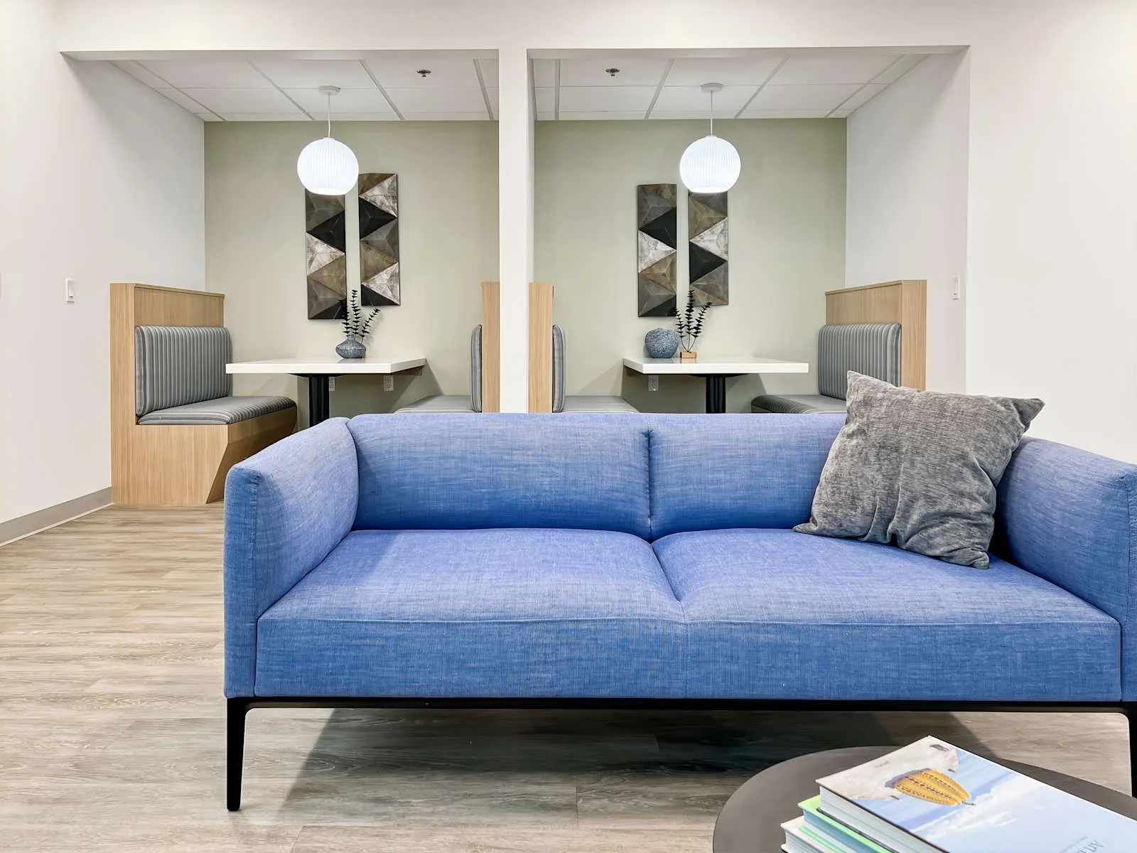 Regus NV, Reno - Double R Blvd, Lounge, Reno, NV