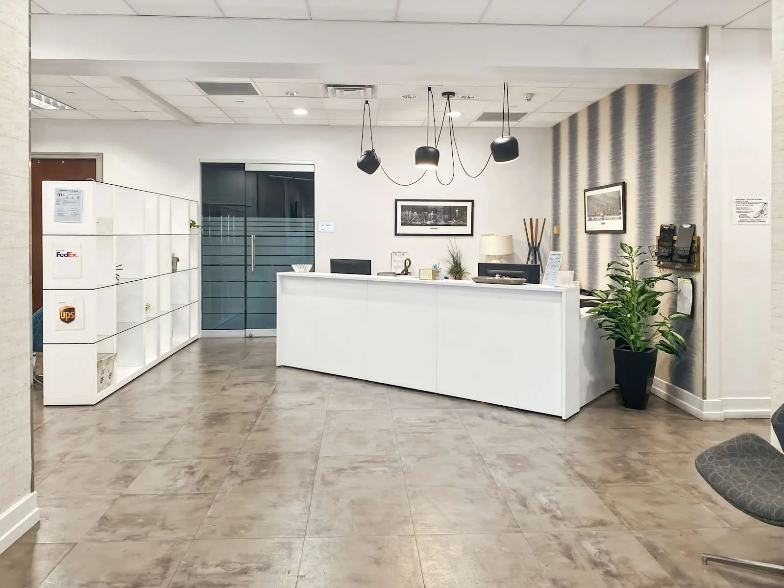 Regus NV, Reno - Downtown Reno, Reception, Reno, NV