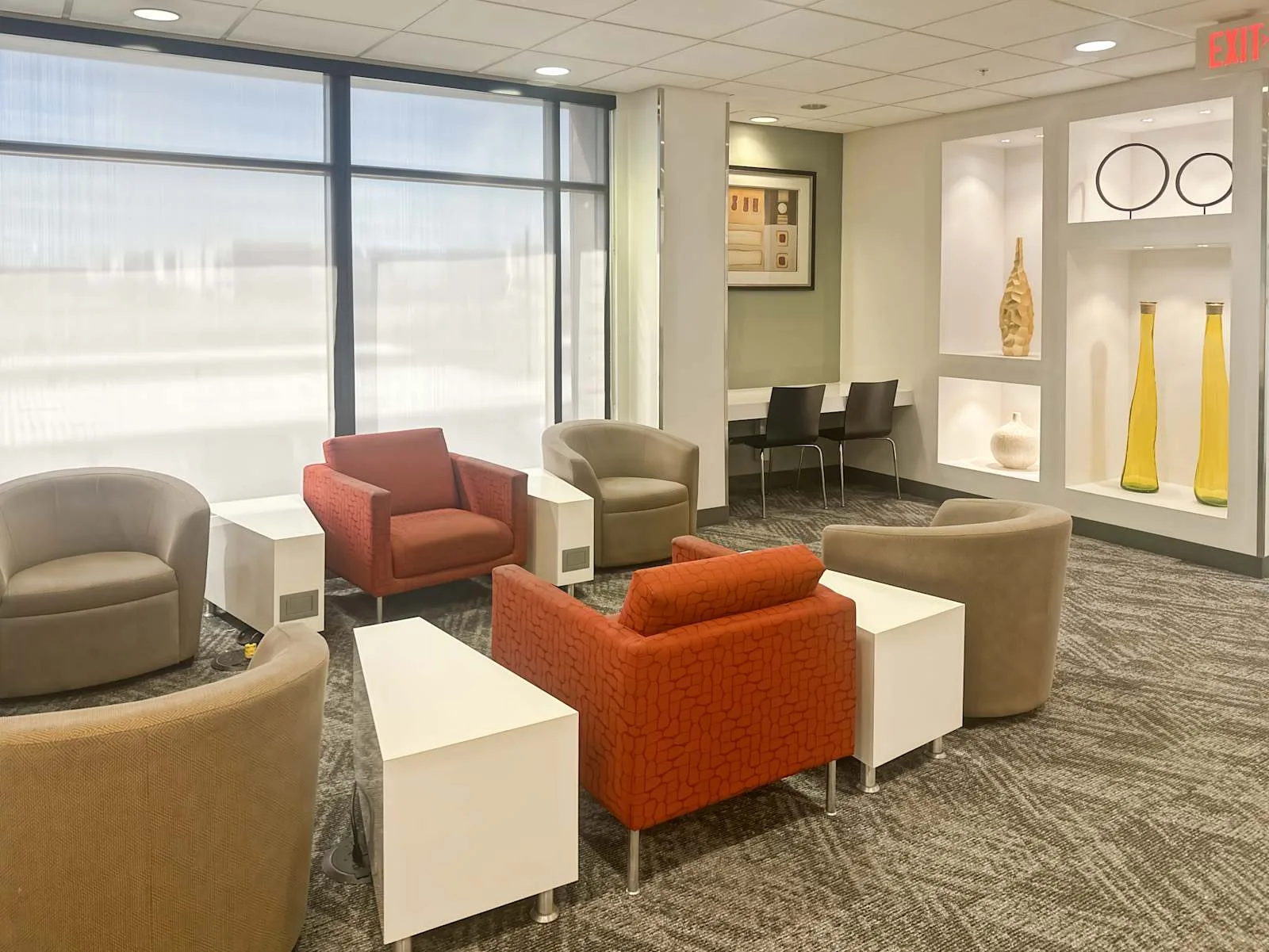 Regus NV, Las Vegas - Arroyo Crossing, Lounge, Las Vegas, NV