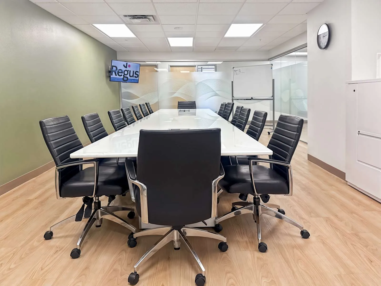 Regus NV, Las Vegas - Convention Center Dr., Meeting room for 16 people, Las Vegas, NV