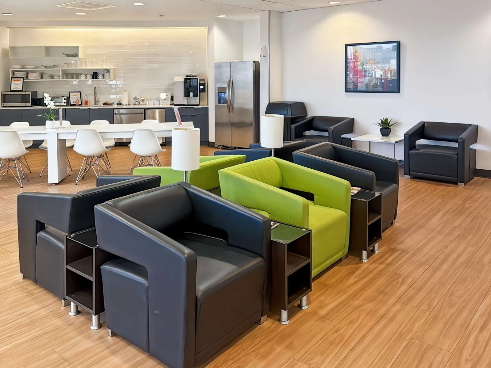 Regus NV, Las Vegas - Howard Hughes Parkway, Lounge, Las Vegas, NV