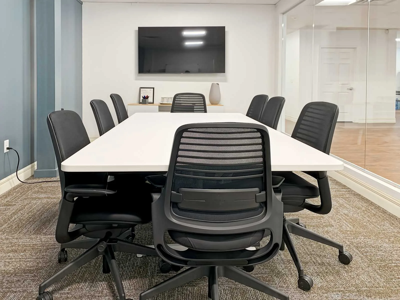 Regus NY, Bowmansville - Genesee St, Meeting room for 8 people, Bowmansville, NY