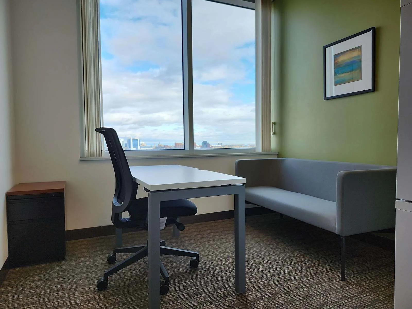 Regus NY, Buffalo - Key Center - Downtown, Private office, 1 desk, Buffalo, NY