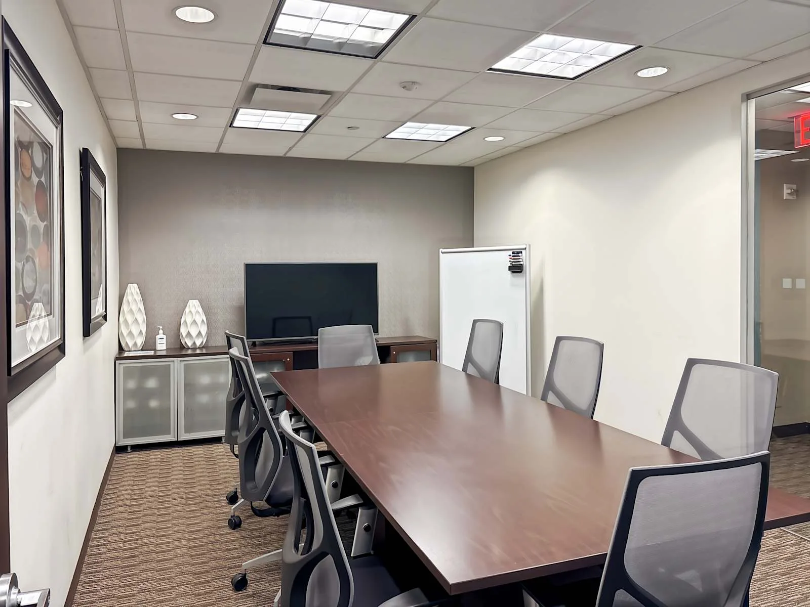 Regus NY, Forest Hills -Queens - Forest Hills Tower-Queens, Meeting room for 8 people, Forest Hills, NY