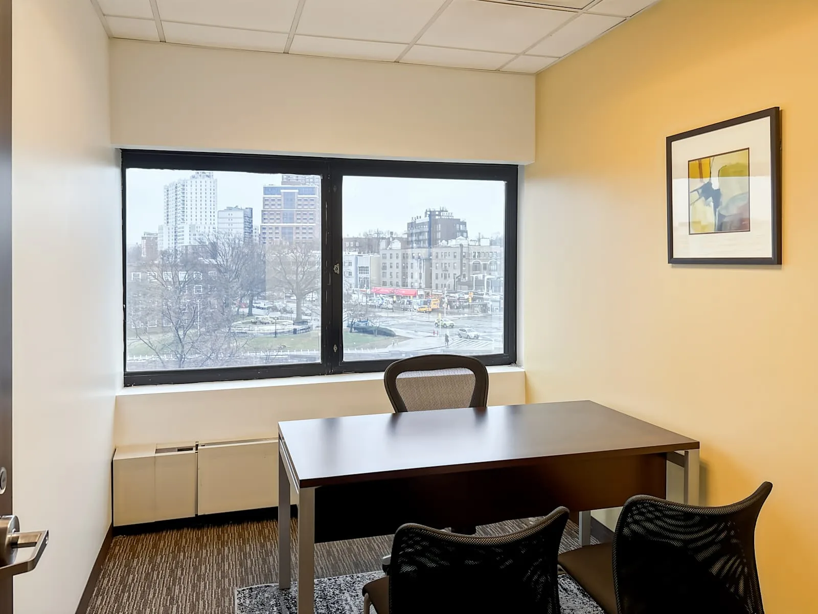 Regus NY, Forest Hills -Queens - Forest Hills Tower-Queens, Private office, 1 desk, Forest Hills, NY