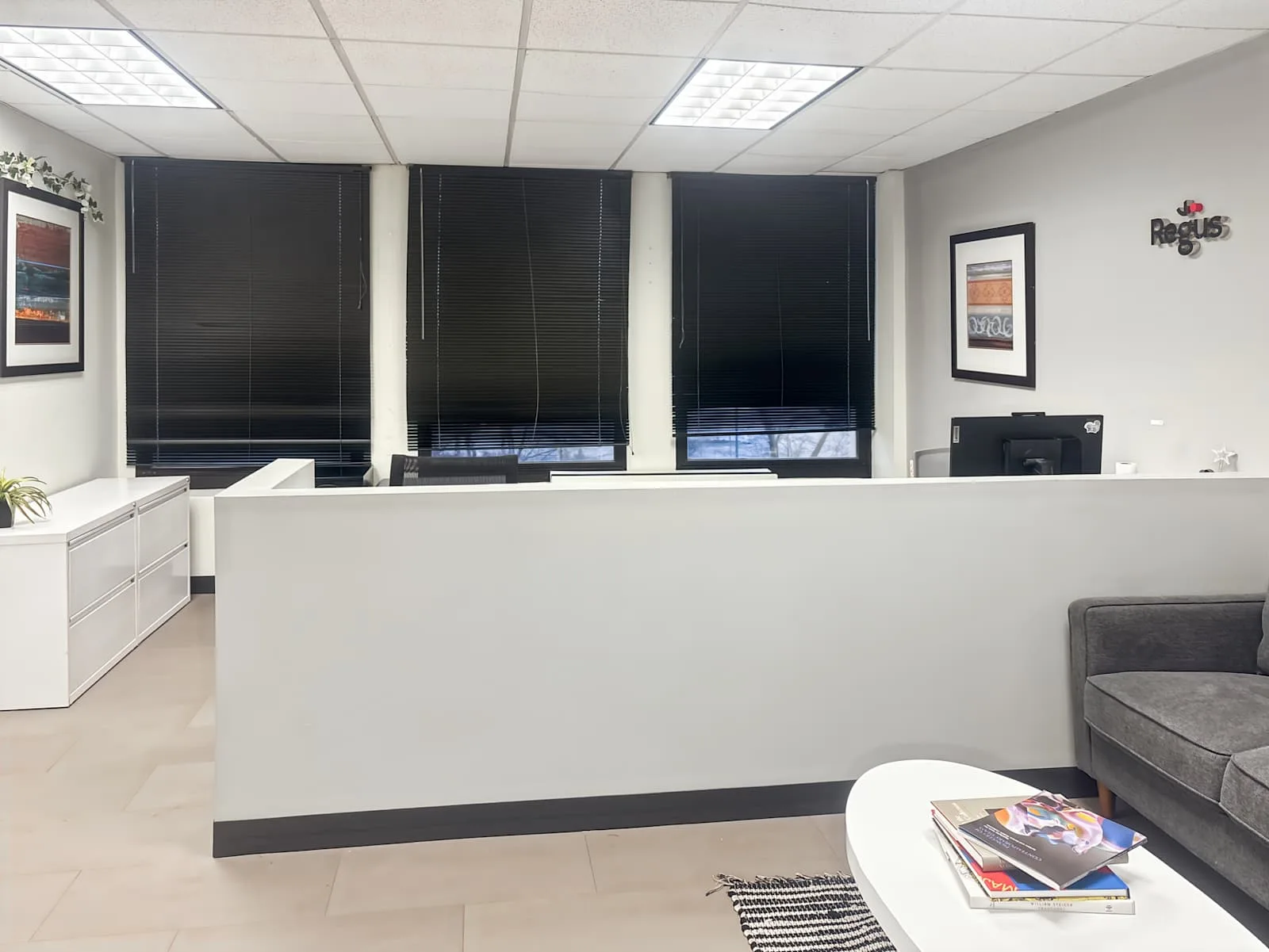Regus NY, Melville - Broadhollow Rd, Reception, Melville, NY