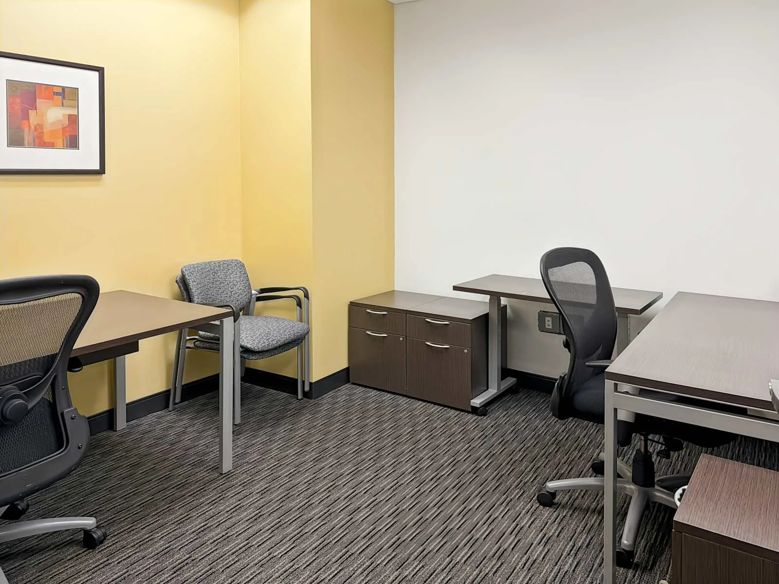 Regus NY, New York City - SoHo - Hudson Square, Private office, 3 desks, New York, NY