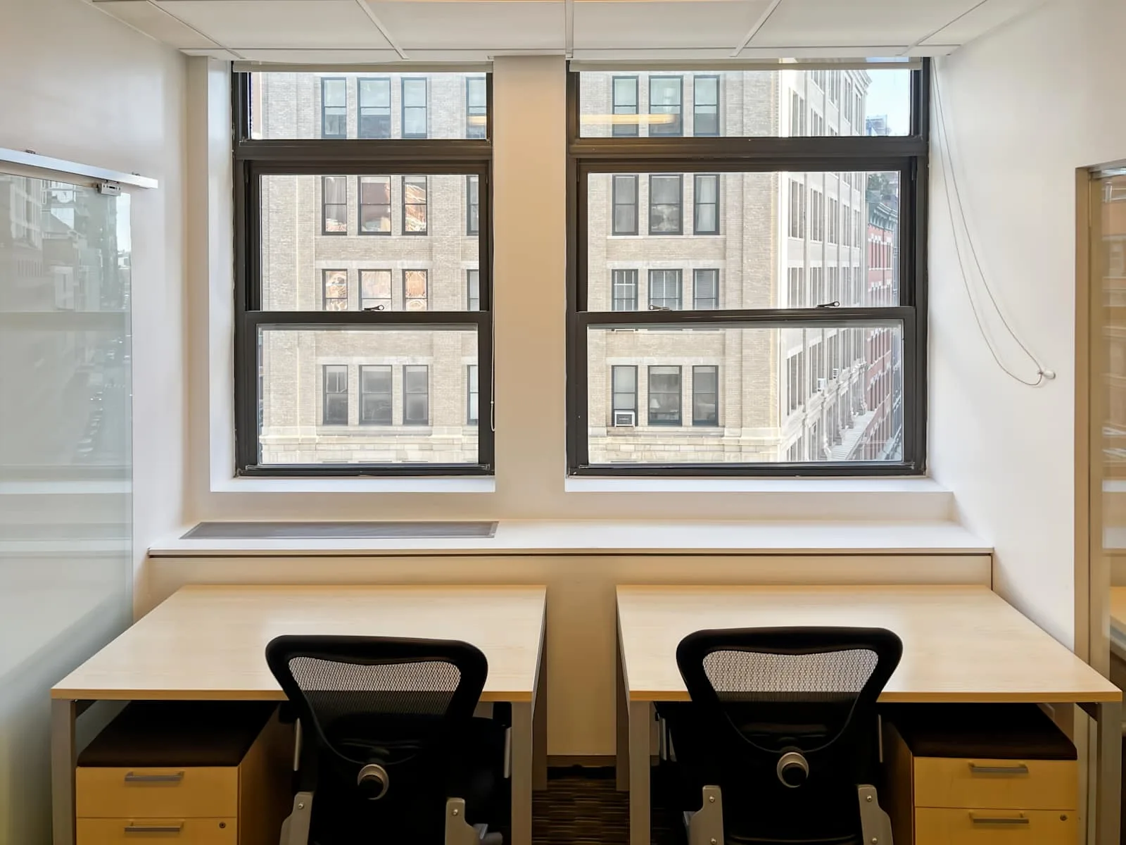 Regus NY, New York City - Tribeca, Private office, 2 desks, New York, NY
