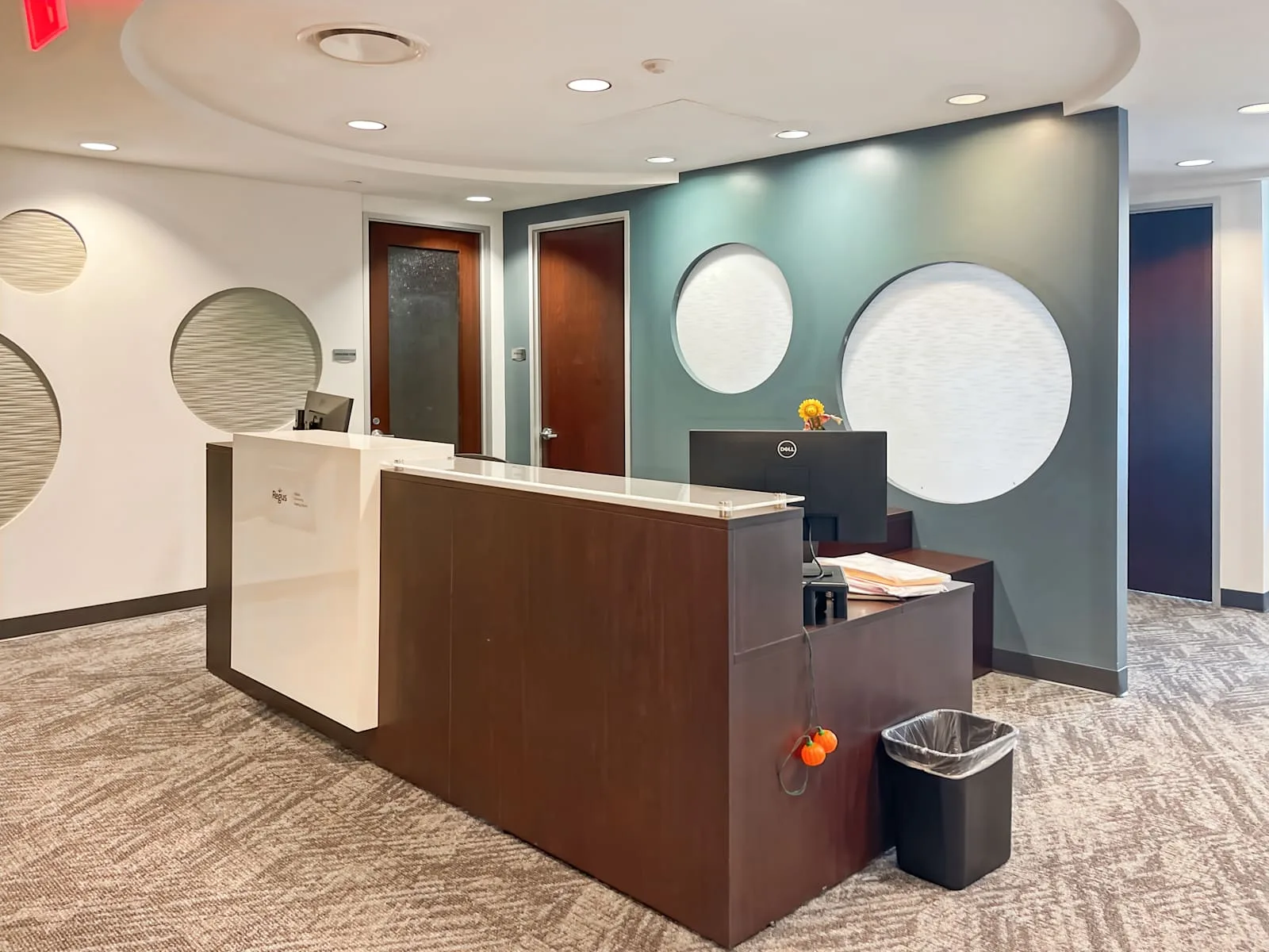 Regus NY, Rochester – Downtown – Clinton Square, Reception, Rochester, NY