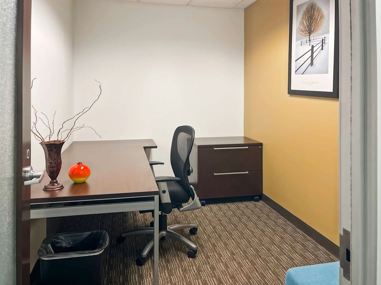 Regus NY, Rochester – Downtown – Clinton Square, Private office, 1 desk, Rochester, NY