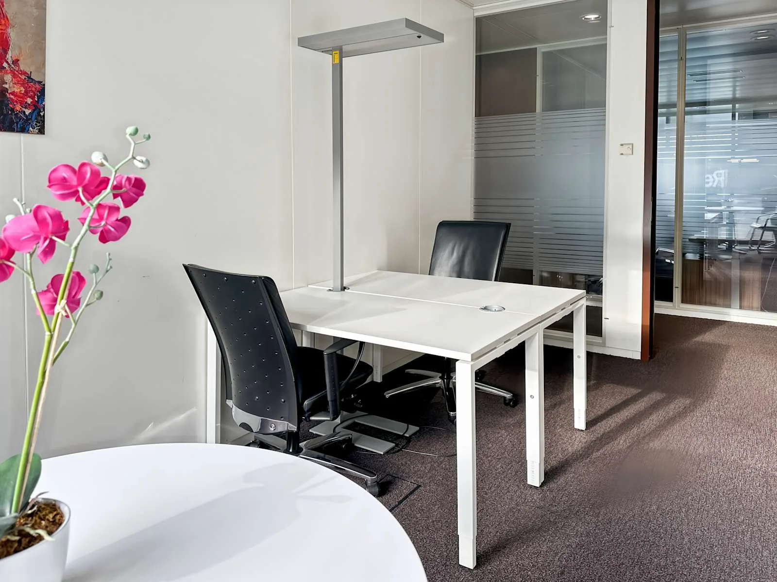 Regus NYON, Business Park, Private office, 2 desks, Eysins