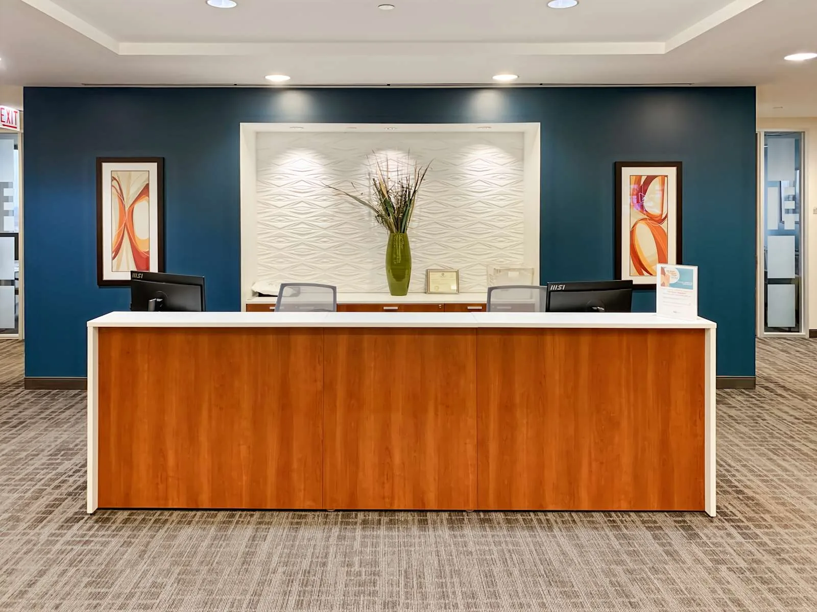 Regus IL, Oak Brook - One Lincoln Centre, Reception, Oakbrook Terrace, IL