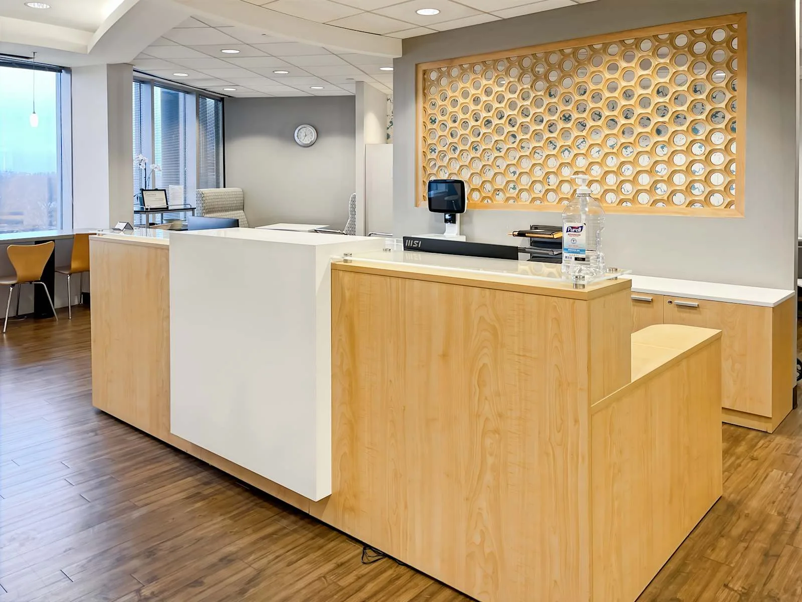 Regus IL, Oak Brook - Oak Brook Pointe, Reception, Oak Brook, IL