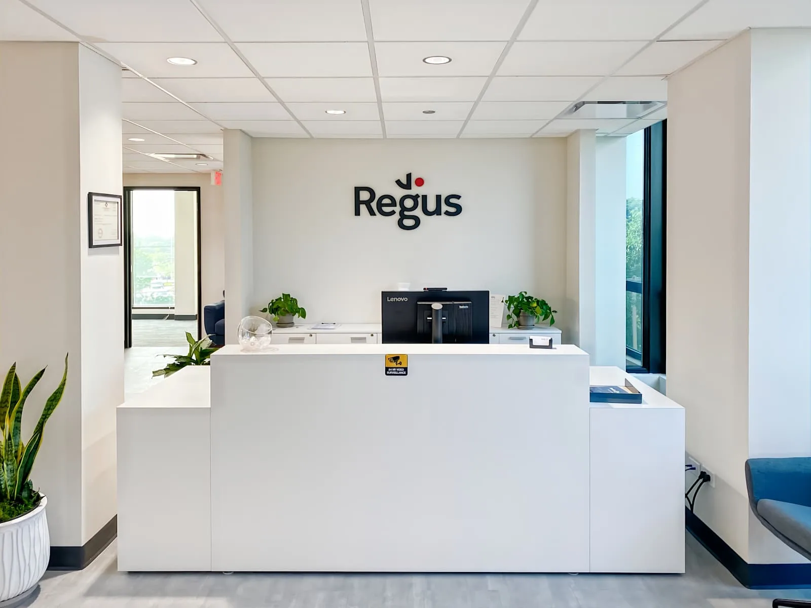 Regus IL, Oakbrook Terrace - 22nd St, Reception, Oakbrook Terrace, IL