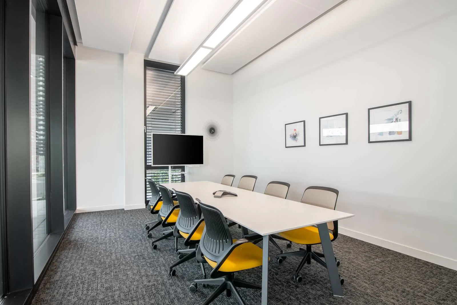 Regus OFFENBACH, Kaiserlei, Meeting room for 8 people, Offenbach