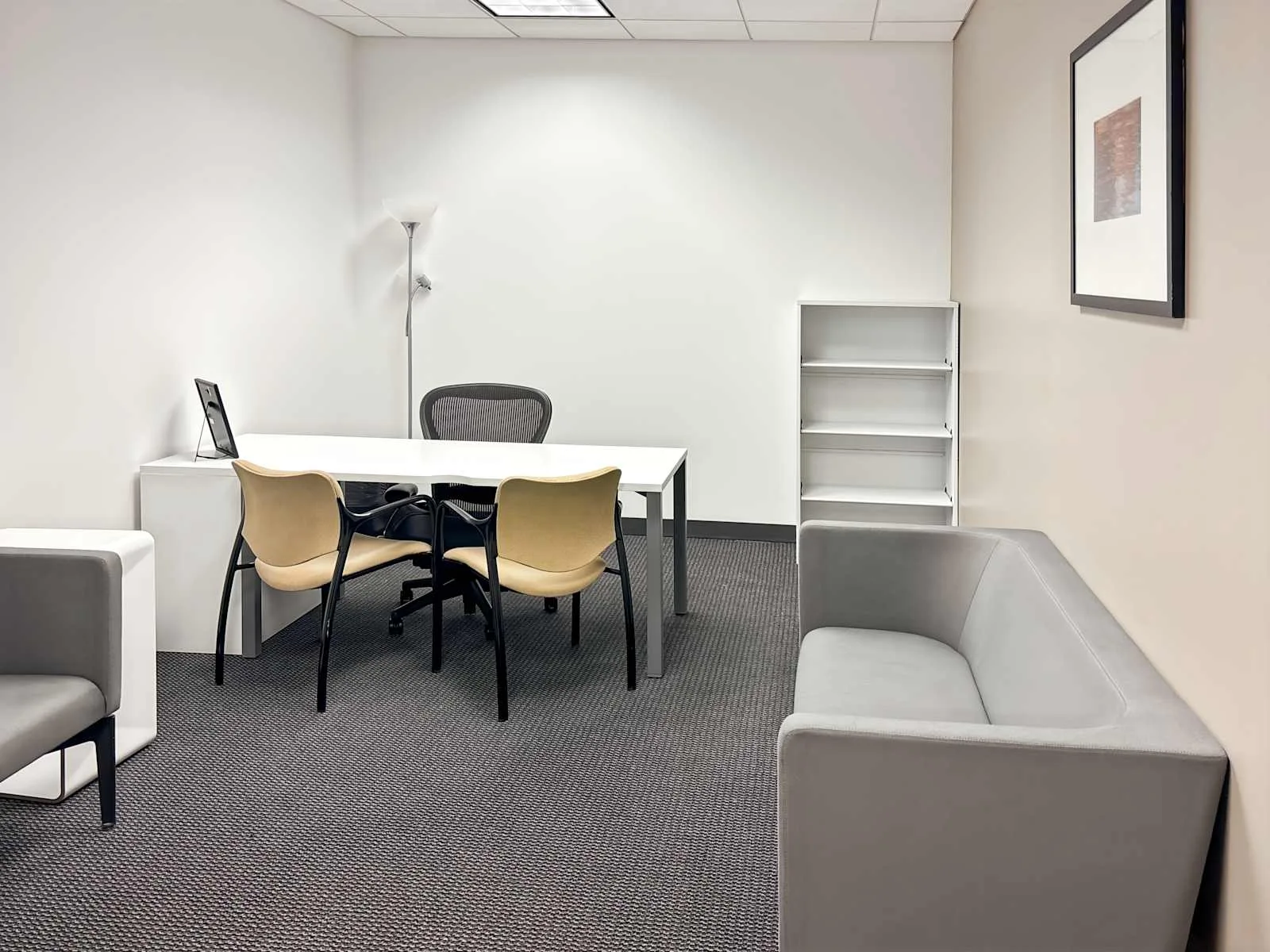 Regus OH, Beachwood - Chagrin Highlands, Private office, 1 desk, Beachwood, OH