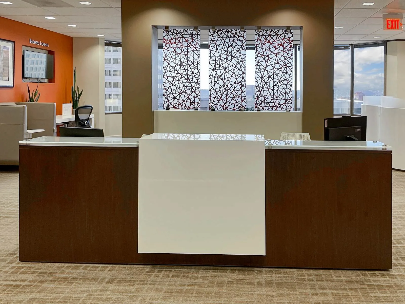 Regus OH, Cincinnati - Downtown - PNC Center, Reception, Cincinnati, OH