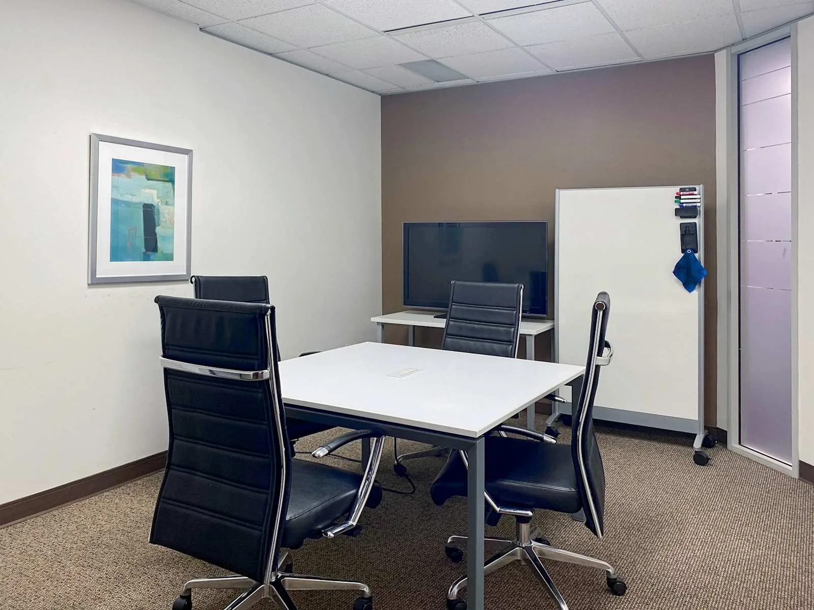 Regus OH, Cincinnati - Kenwood (HQ), Meeting room for 4 people, Sharonville, OH