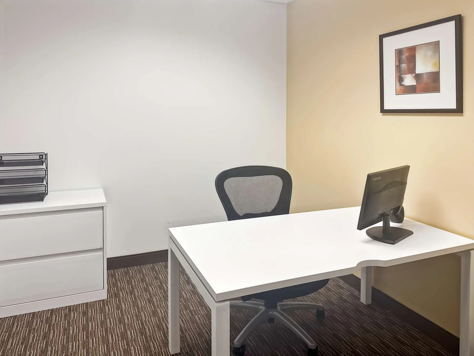 Regus OH, Toledo - Maumee - Arrowhead Park, Private office, 1 desk, Maumee, OH