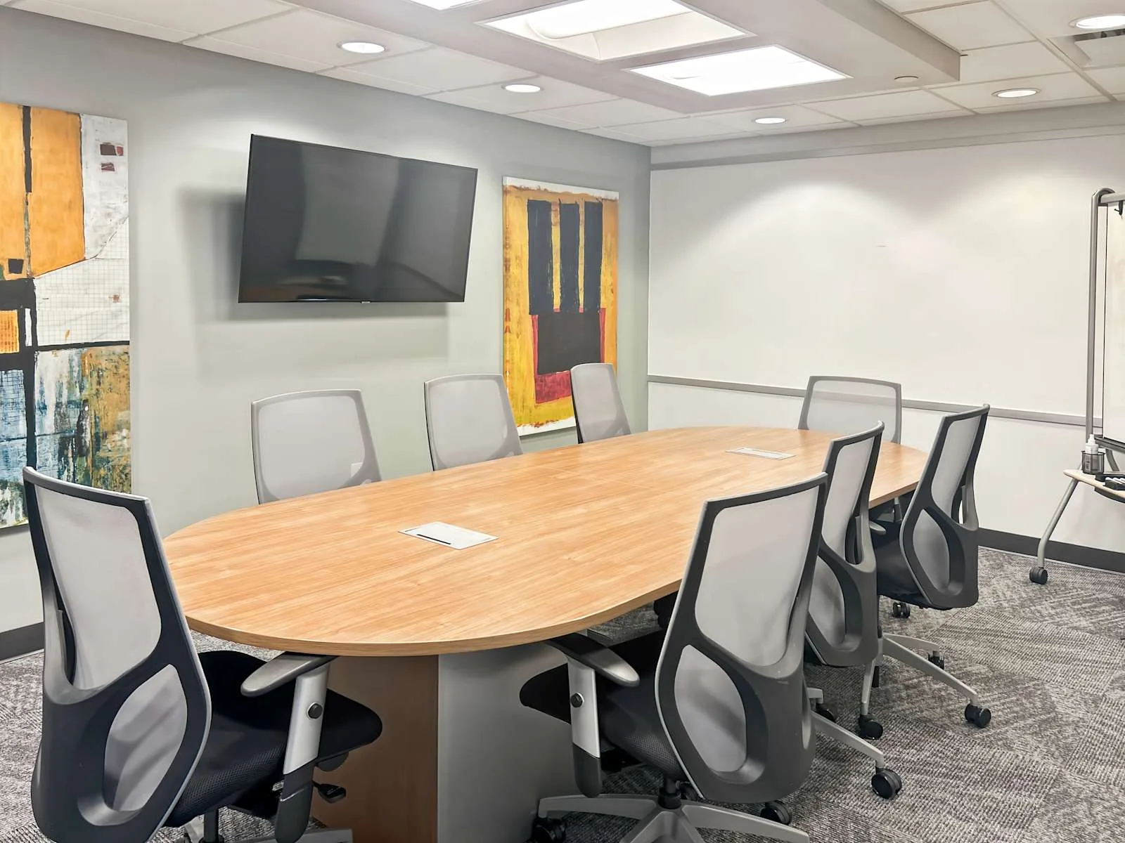 Regus OH, Westlake - Crocker Park, Meeting room for 8 people, Westlake, OH