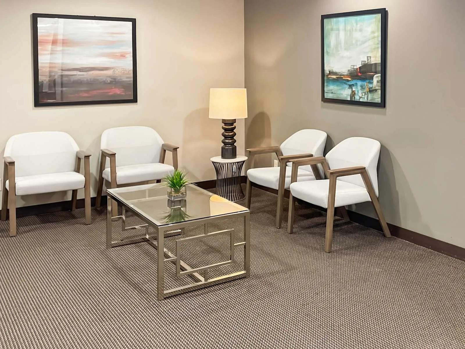 Regus OK, Tulsa - Executive Tower, Lounge, Tulsa, OK