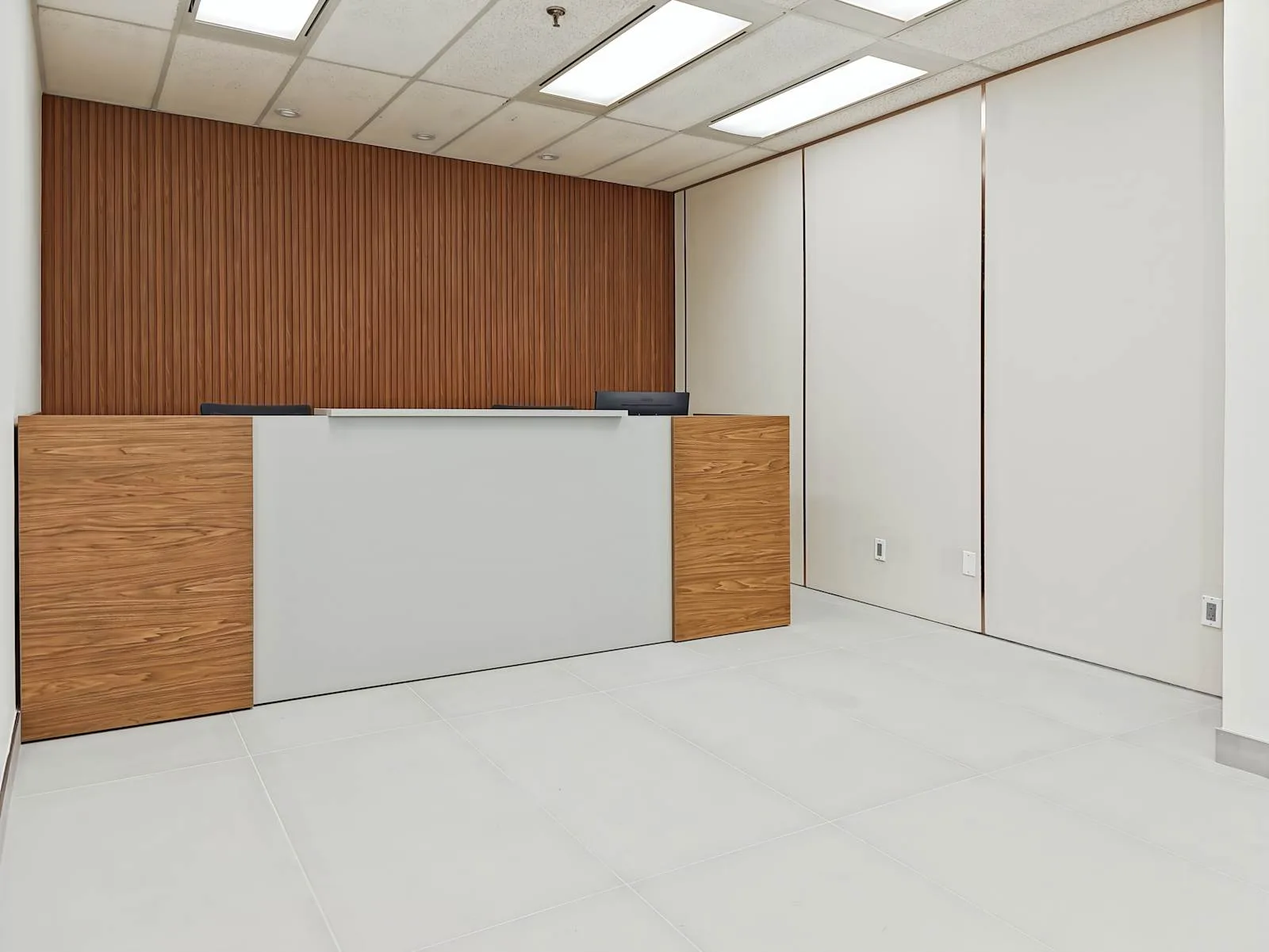 Regus ON, Markham - 7300 Warden Ave, Reception, Markham, ON