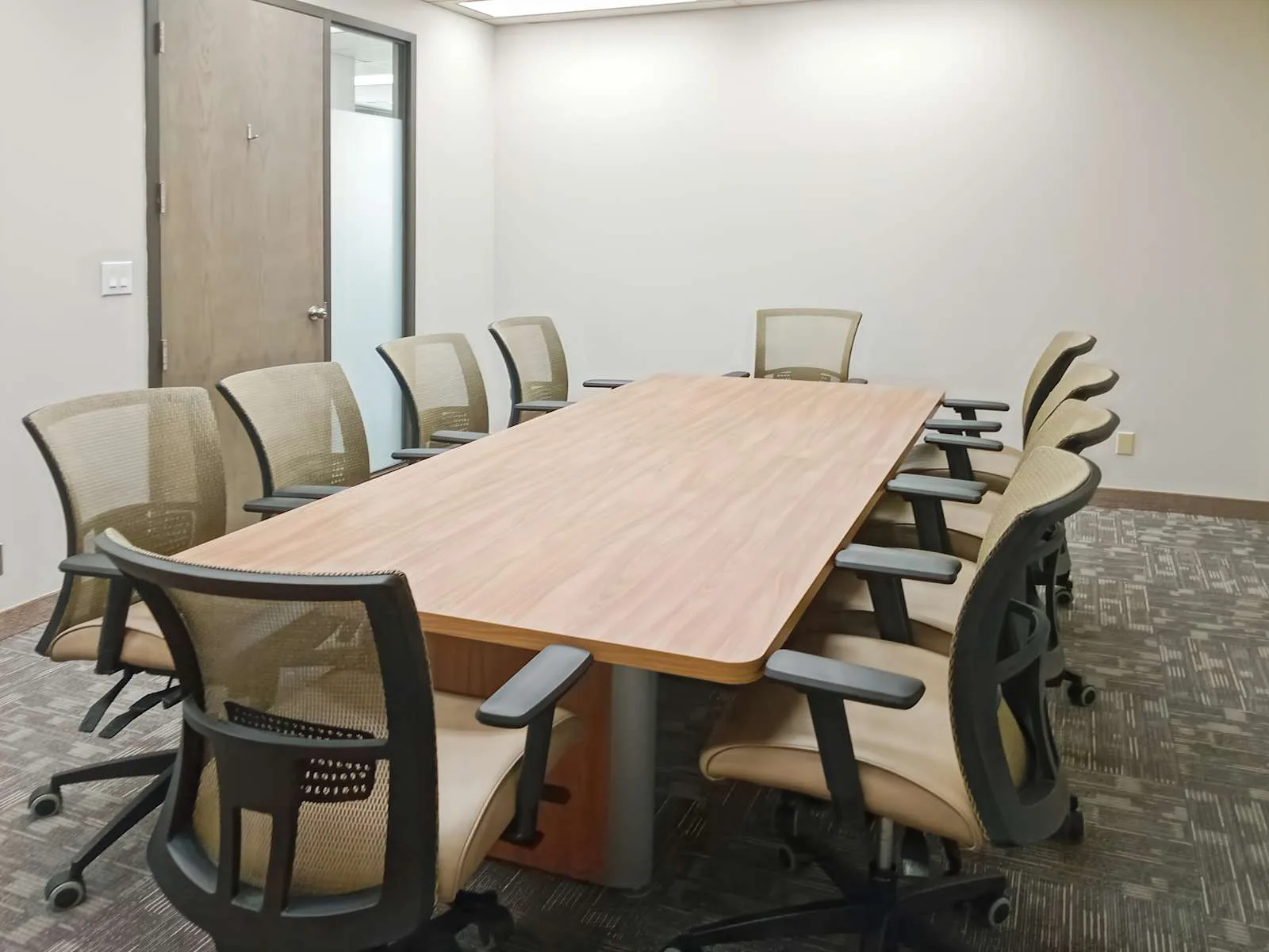 Regus ON, Markham - 7300 Warden Ave, Meeting room for 11 people, Markham, ON