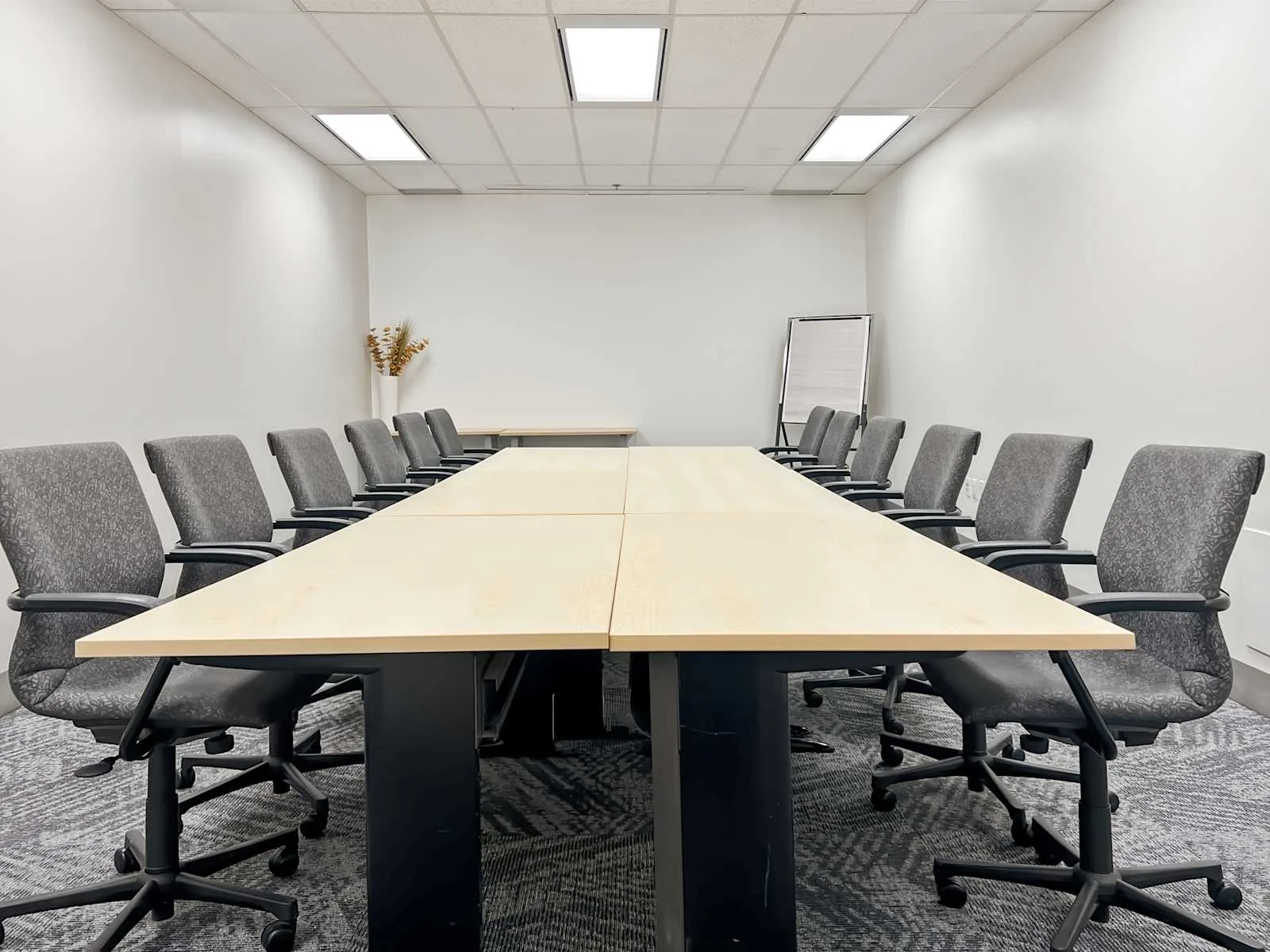 Regus ON, Markham - Trillium Executive Centre, Meeting room for 12 people, Markham, ON