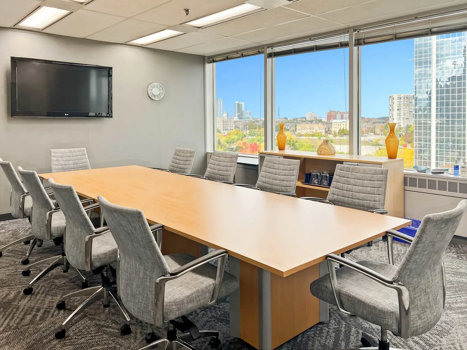Regus ON, Mississauga - Robert Speck 2 (HQ), Meeting room for 10 people, Mississauga, ON