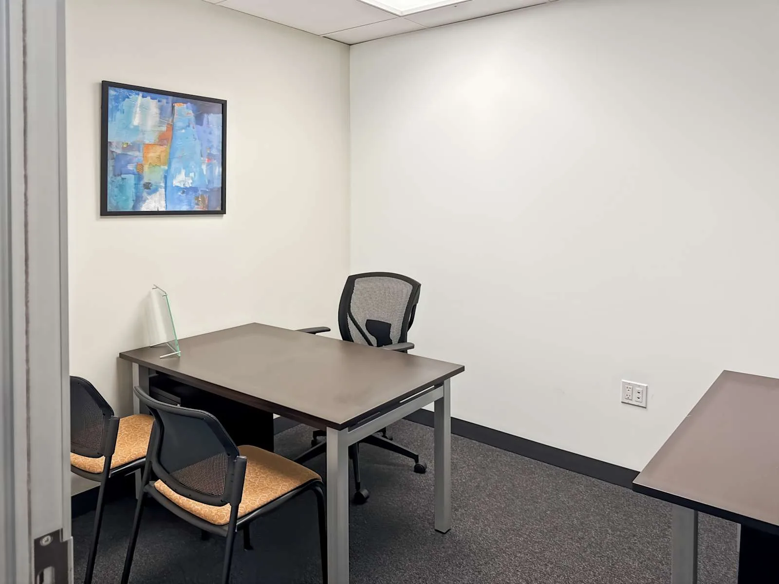 Regus ON, Mississauga - Sussex Centre, Private office, 1 desk, Mississauga, ON