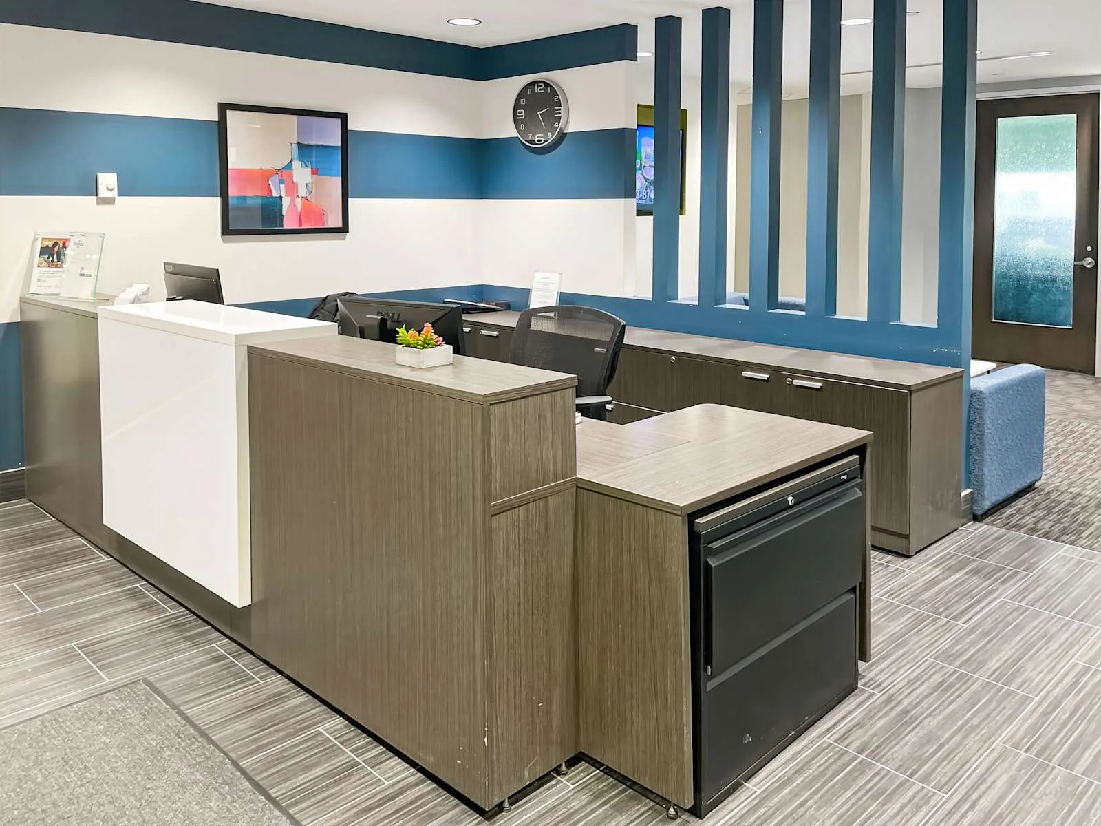 Regus ON, Oakville - Winston Park, Reception, Oakville, ON