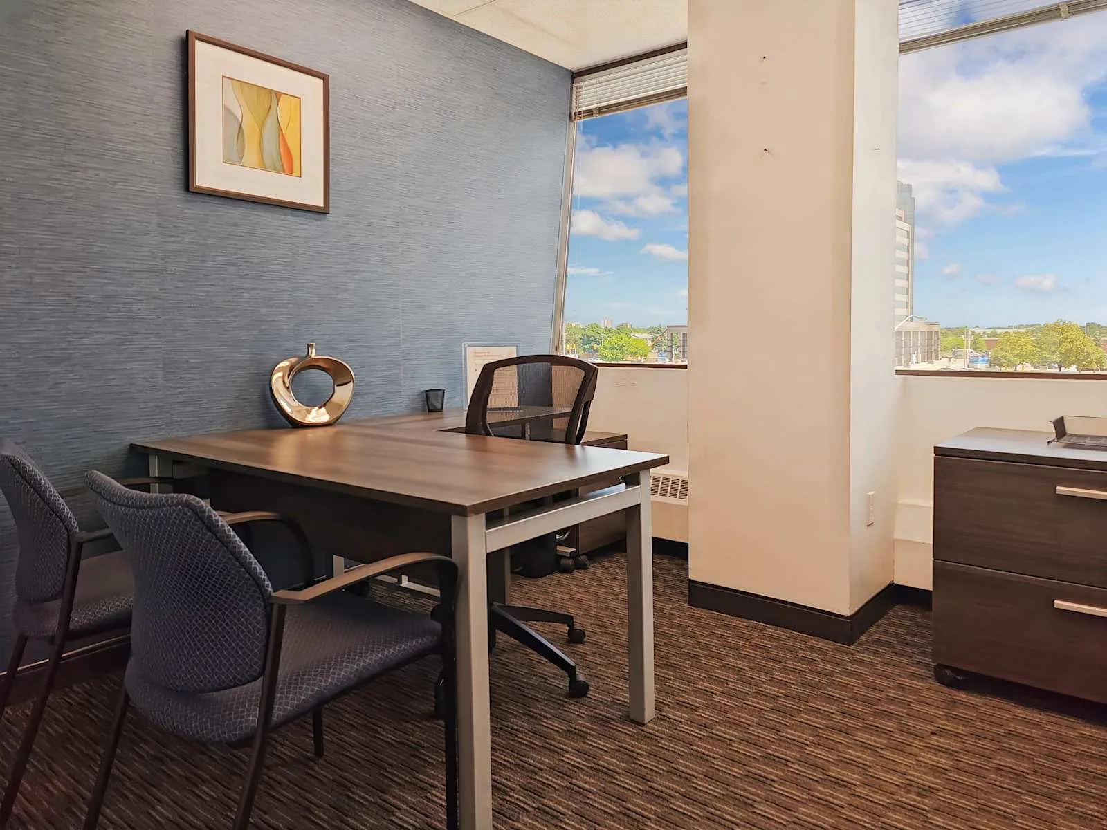 Regus ON, Scarborough – 10 Milner Business Court, Private office, 1 desk, Scarborough, ON