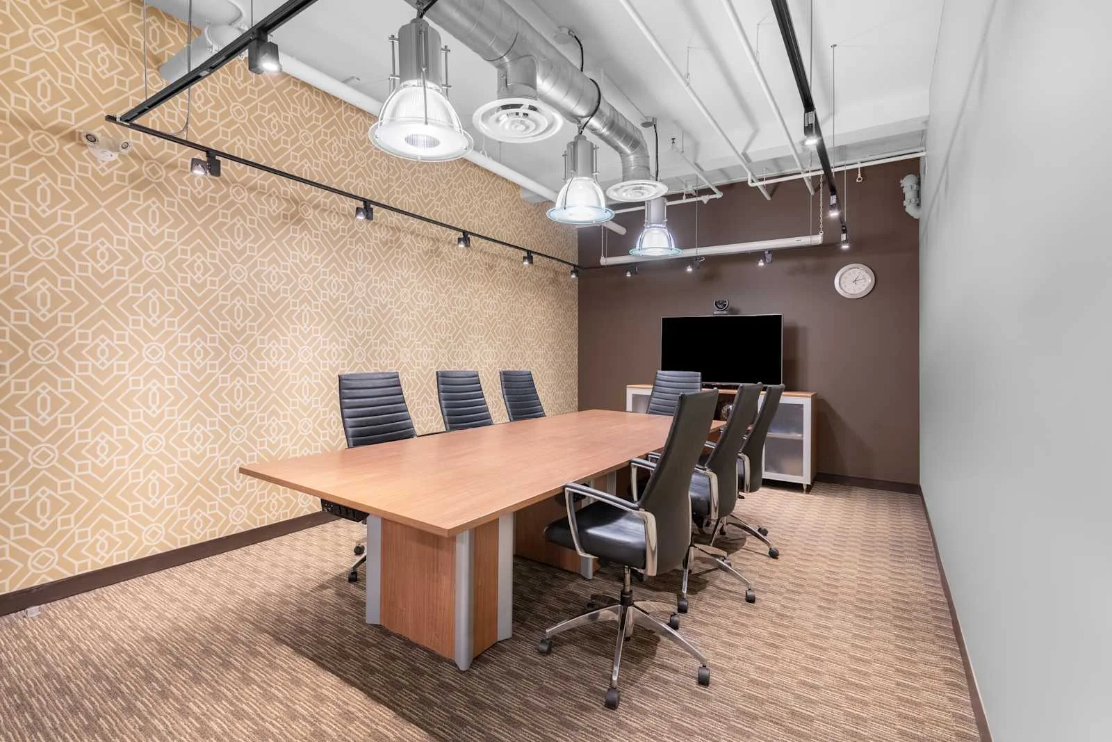 Regus ON, Toronto - Queen & Richmond Centre, Meeting room for 8 people, Toronto, ON