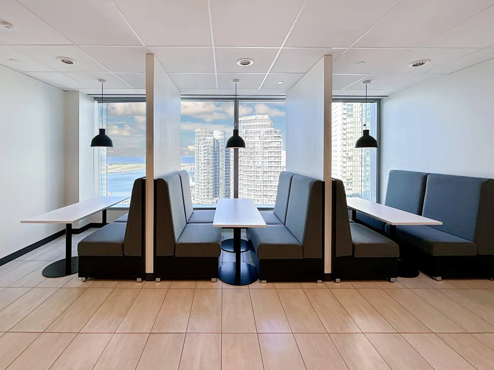 Regus ON, Toronto - Waterpark Place, Coworking space, Toronto, ON