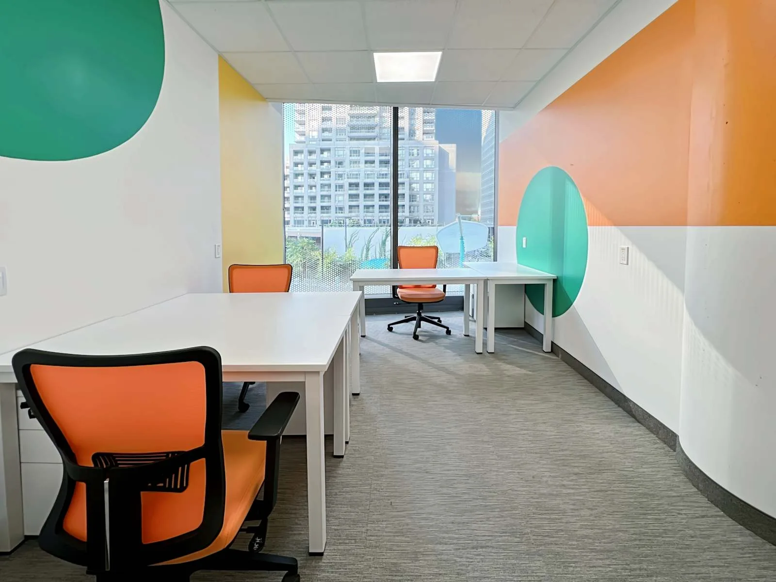 Regus ON, Toronto - Wellesley Street West, Private office, 3 desks, Toronto, ON