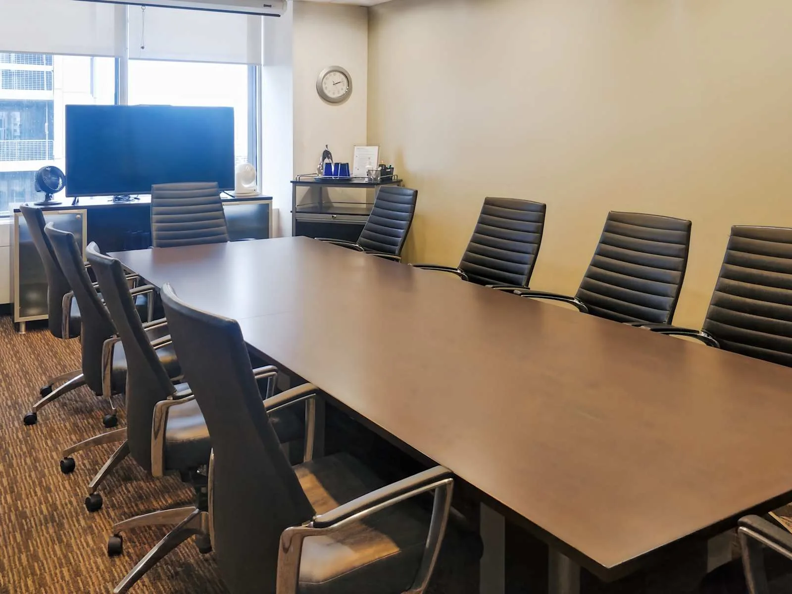 Regus ON, Toronto - Yonge & St. Clair, Meeting room for 10 people, Toronto, ON